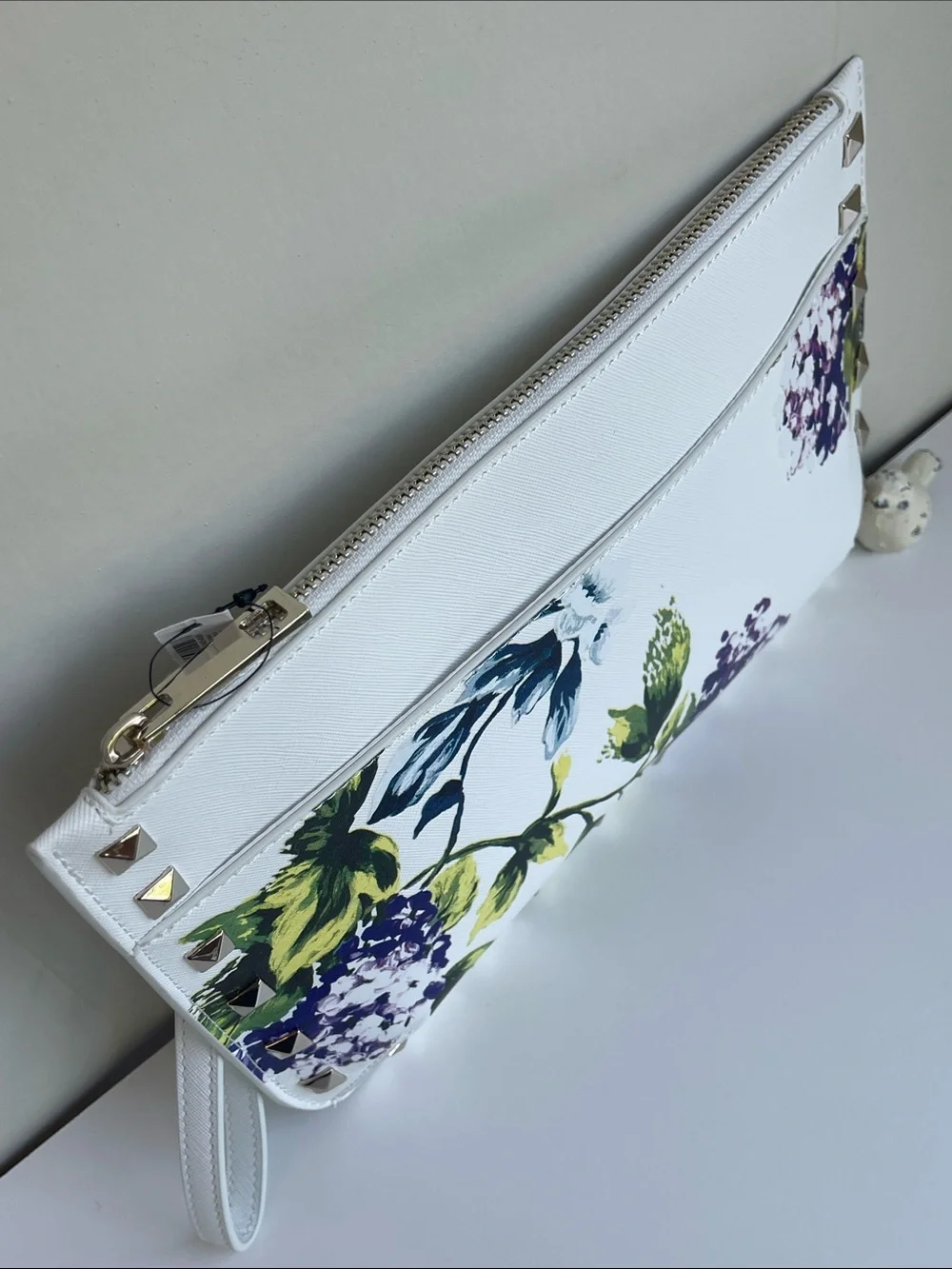 White House Black Market Clutch New With Tag 🏷️ - Picture 4 of 12